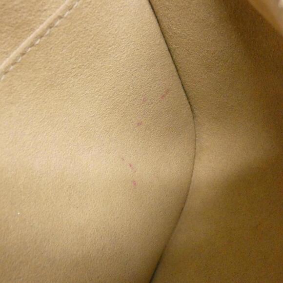 LOUIS VUITTON Cream Leather Shoulder Bag - Picture 10 of 10